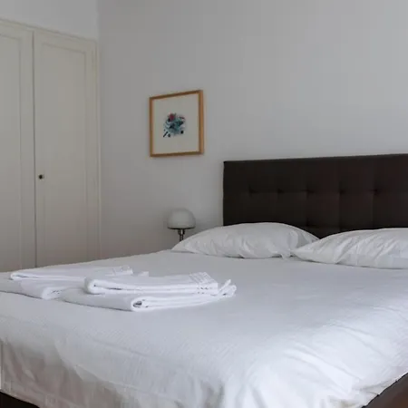 Charming 1br In The Old Town - Uz4 Apartamento Zúrich