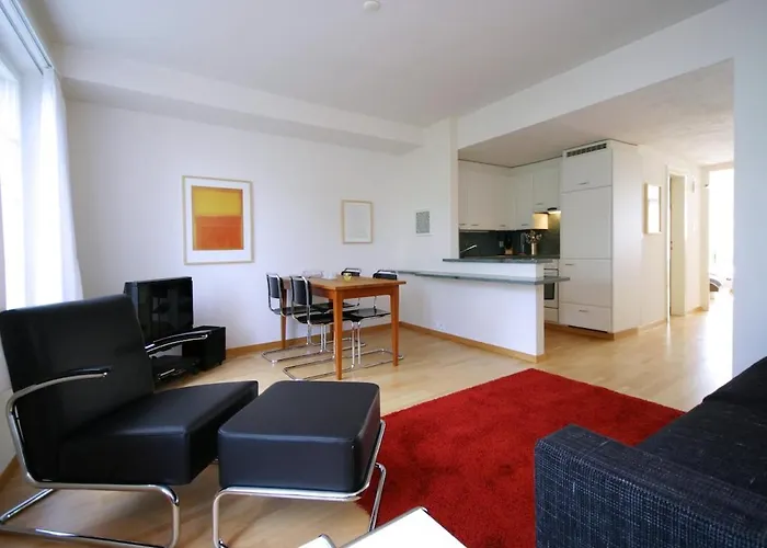 Charming 1br In The Old Town - Uz4 *