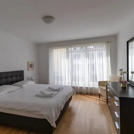 Apartment Charming 1br In The Old Town - Uz4 Zurich